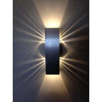 SpiceLED Wandleuchte | ShineLED-6 | Schalter | 2x3W Warmweiß |  hell silbernes Gehäuse | Schatteneffekt | High-Power LED Wandlampe | mit klaren Gläsern